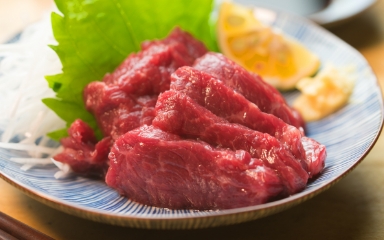 馬刺し